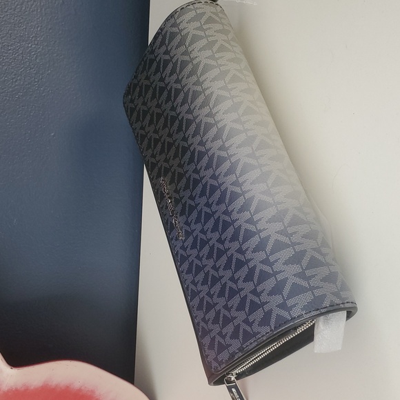 Michael Kors Jet Set Large Ombré Signature Logo Crossbody – NWT - Picture 2 of 16